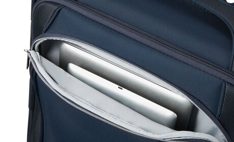 Tasca frontale con comparto per laptop