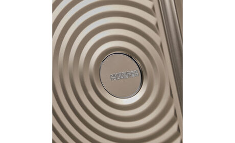 Design resistente in alluminio anodizzato