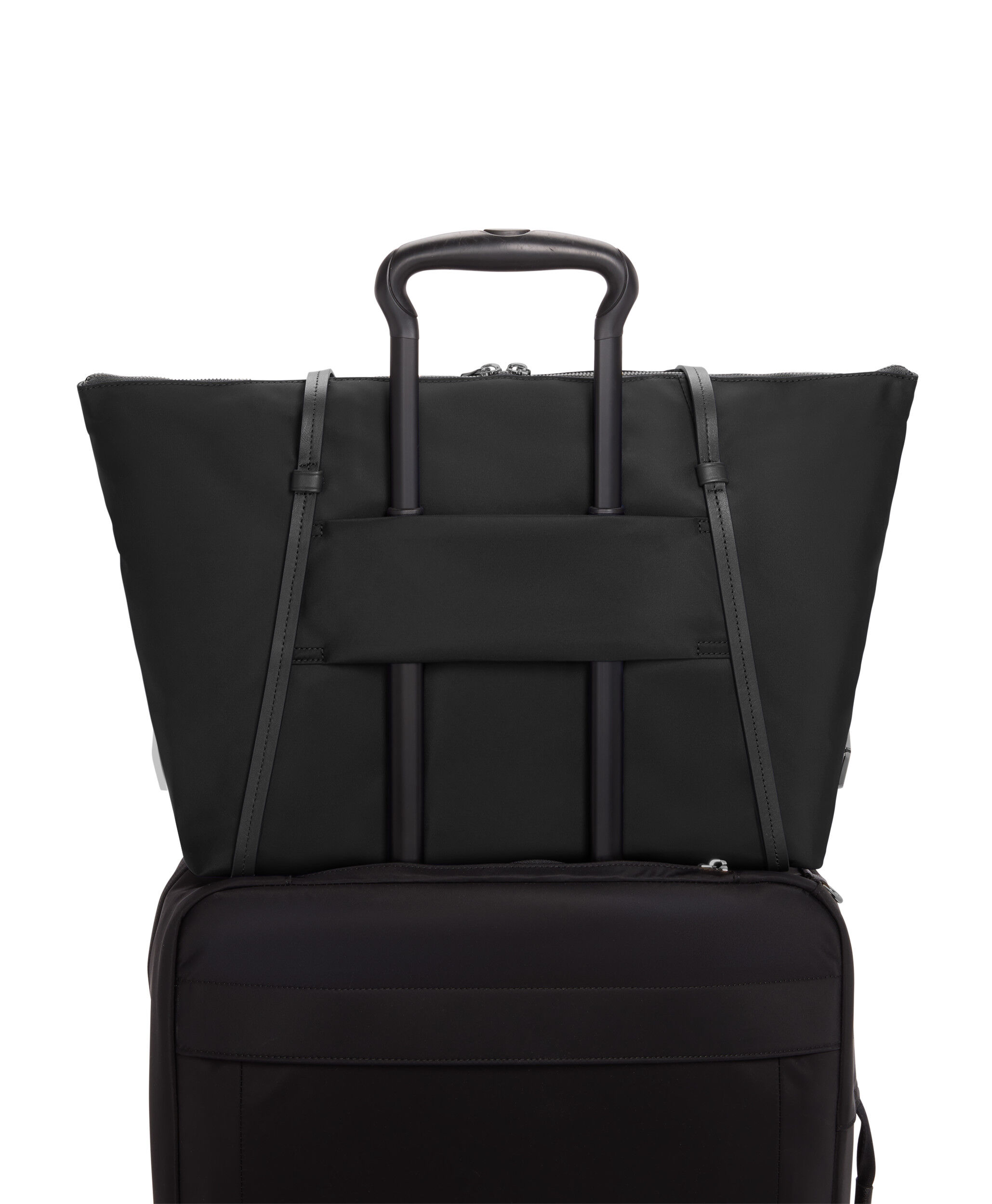 Voyageur Shopping Bag
