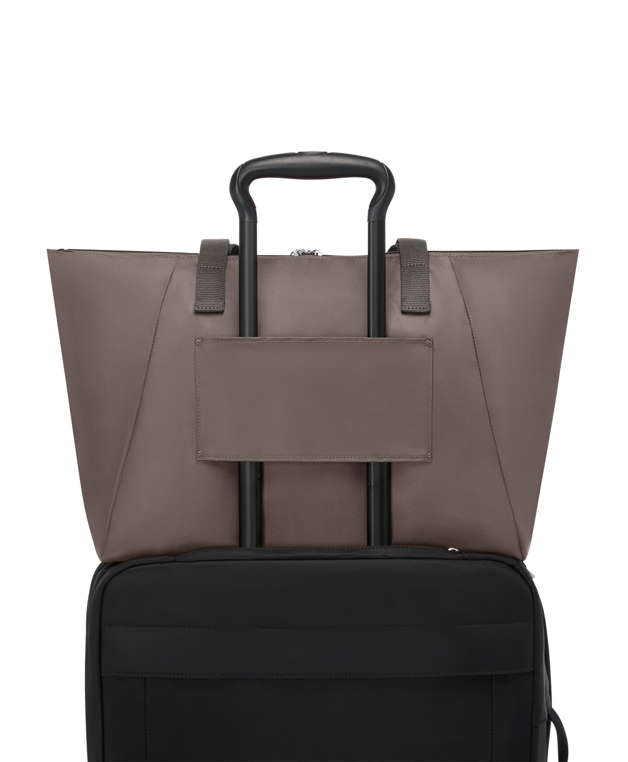 Voyageur Shopping Bag