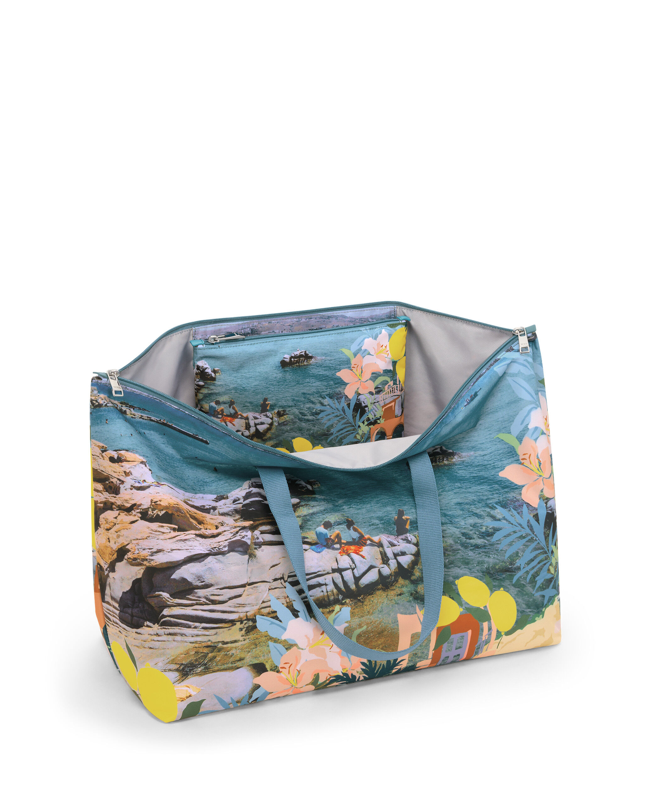Voyageur Shopping Bag